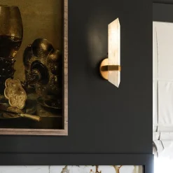 Alabastrowy kinkiet Valencia - 1 źródło światła - Vintage mosiądz (QN-VALENCIA-1WB-VBS-AR) - Quintiesse