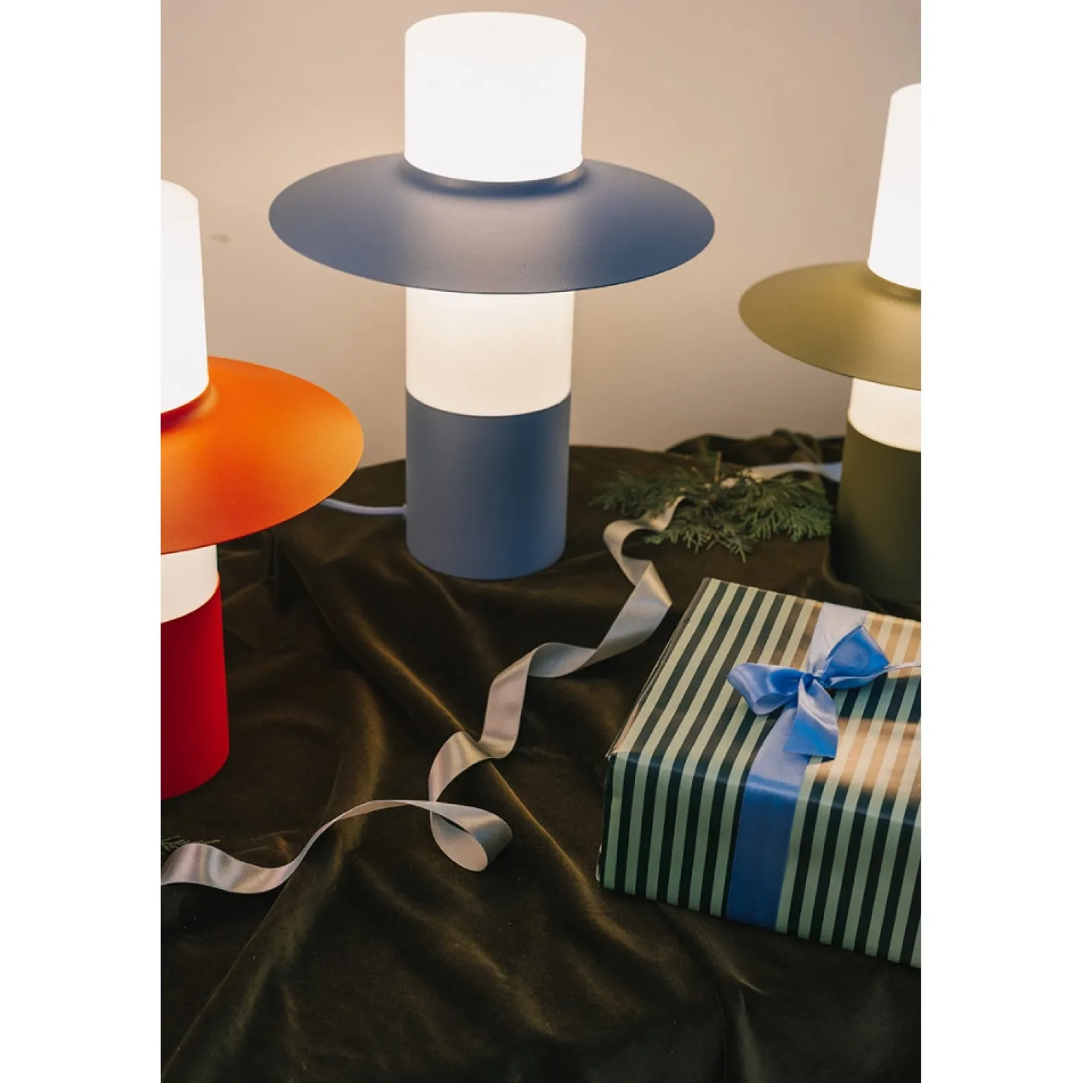 CAPONIO ST biała lampa stołowa (CPS111P1) - Ummo