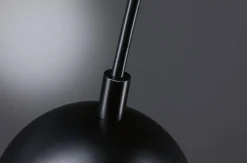 Czarna lampa wisząca przy lustrze w łazience IP44 (PL76992) - PAULMANN