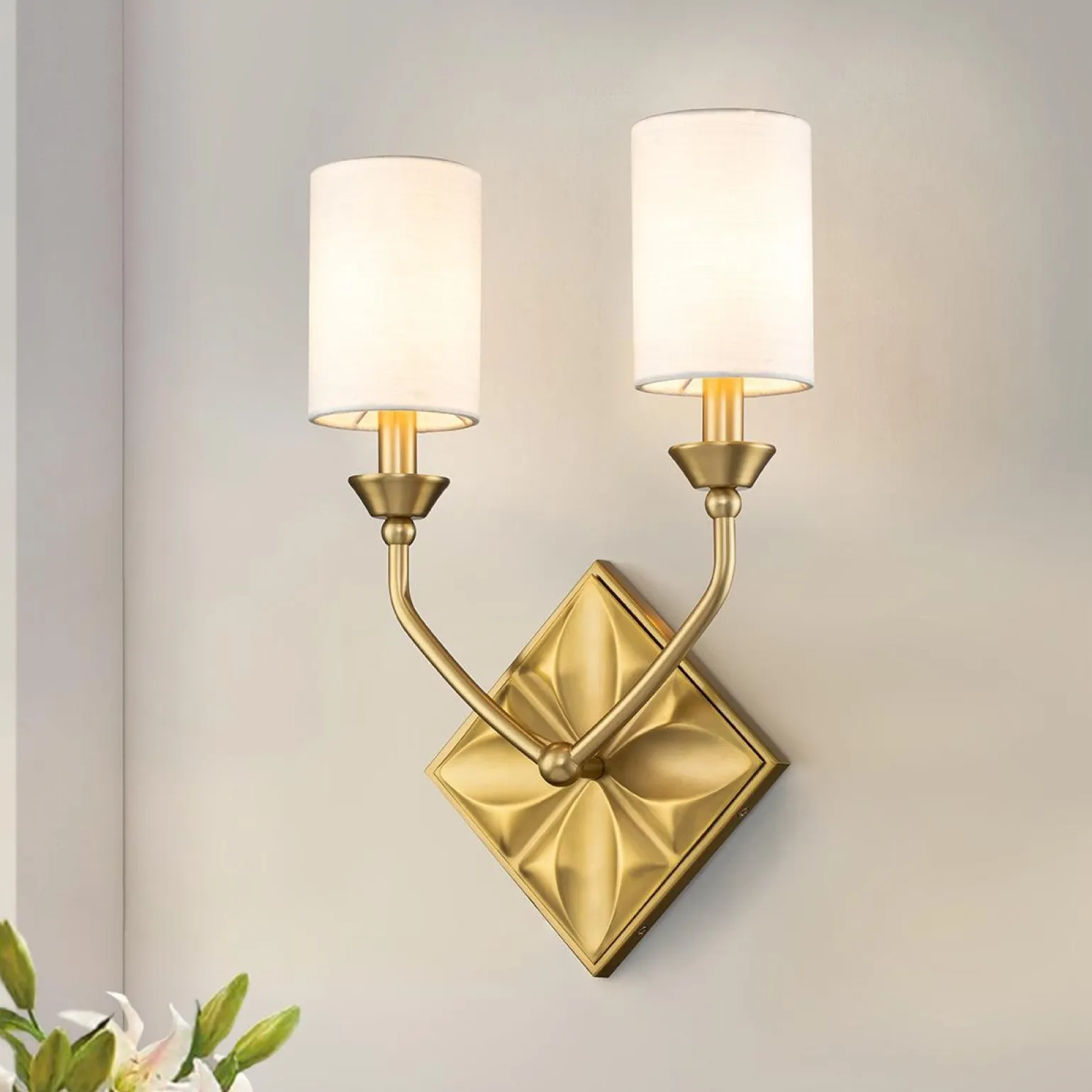 Kinkiet Epsilon - 2 źródła światła - Postarzany mosiądz (QN-EPSILON-2WB-AB) - Quintiesse