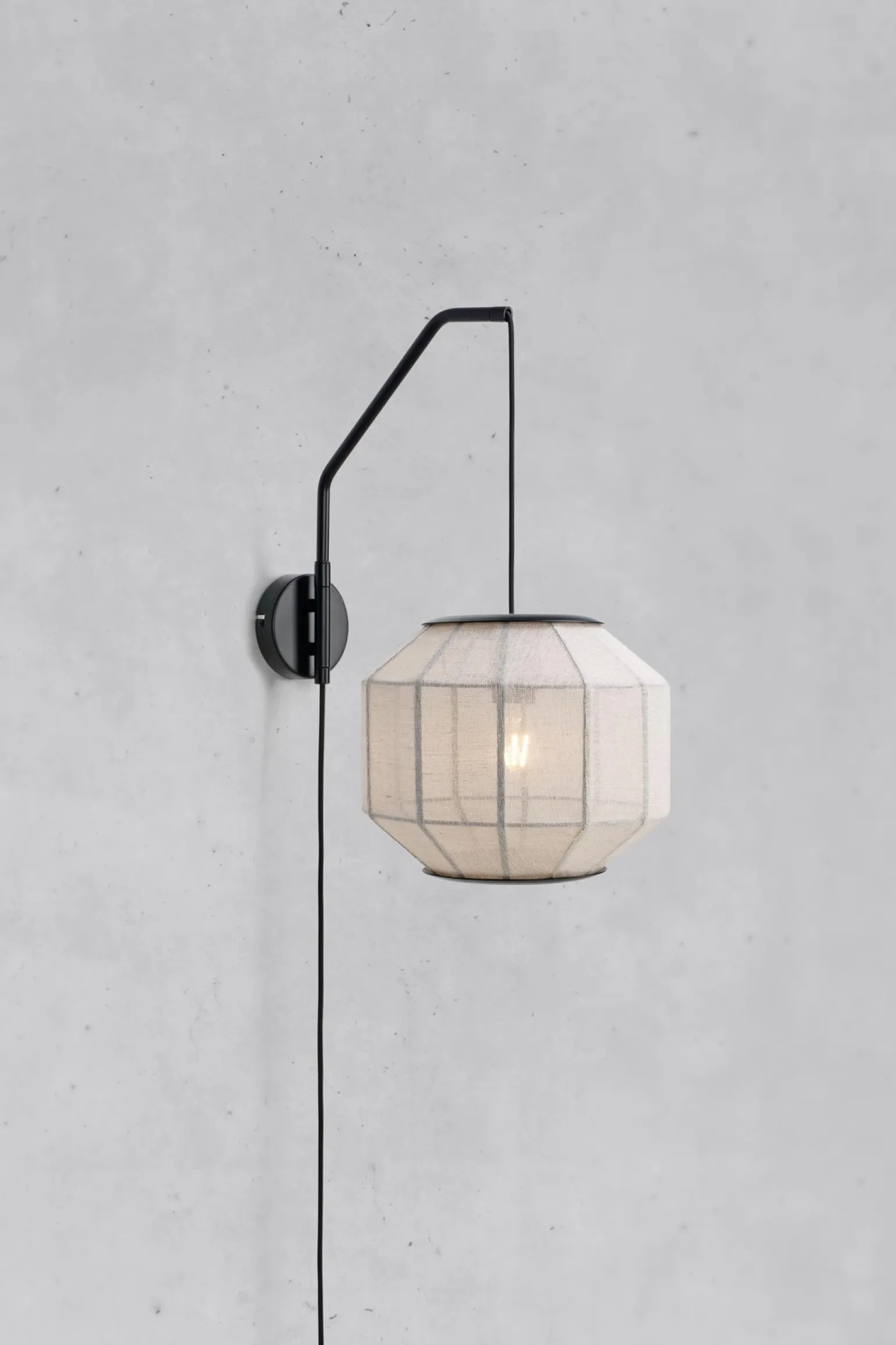 Kinkiet wewnętrzny ASUKA Wall 1L Beige/Black (108957) Markslojd