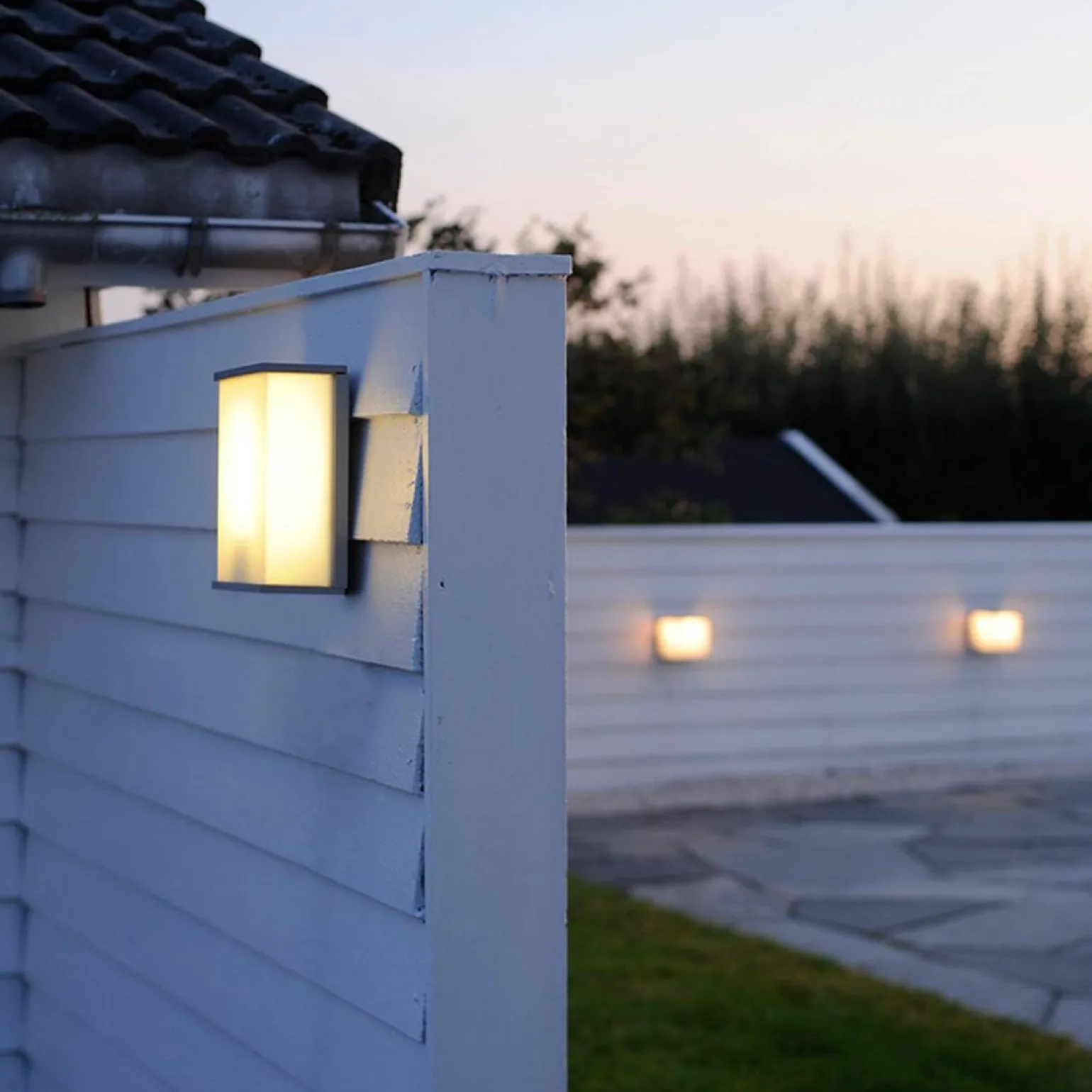 Kinkiet zewnętrzny Torsten (TORSTEN-TALL) - Elstead Lighting