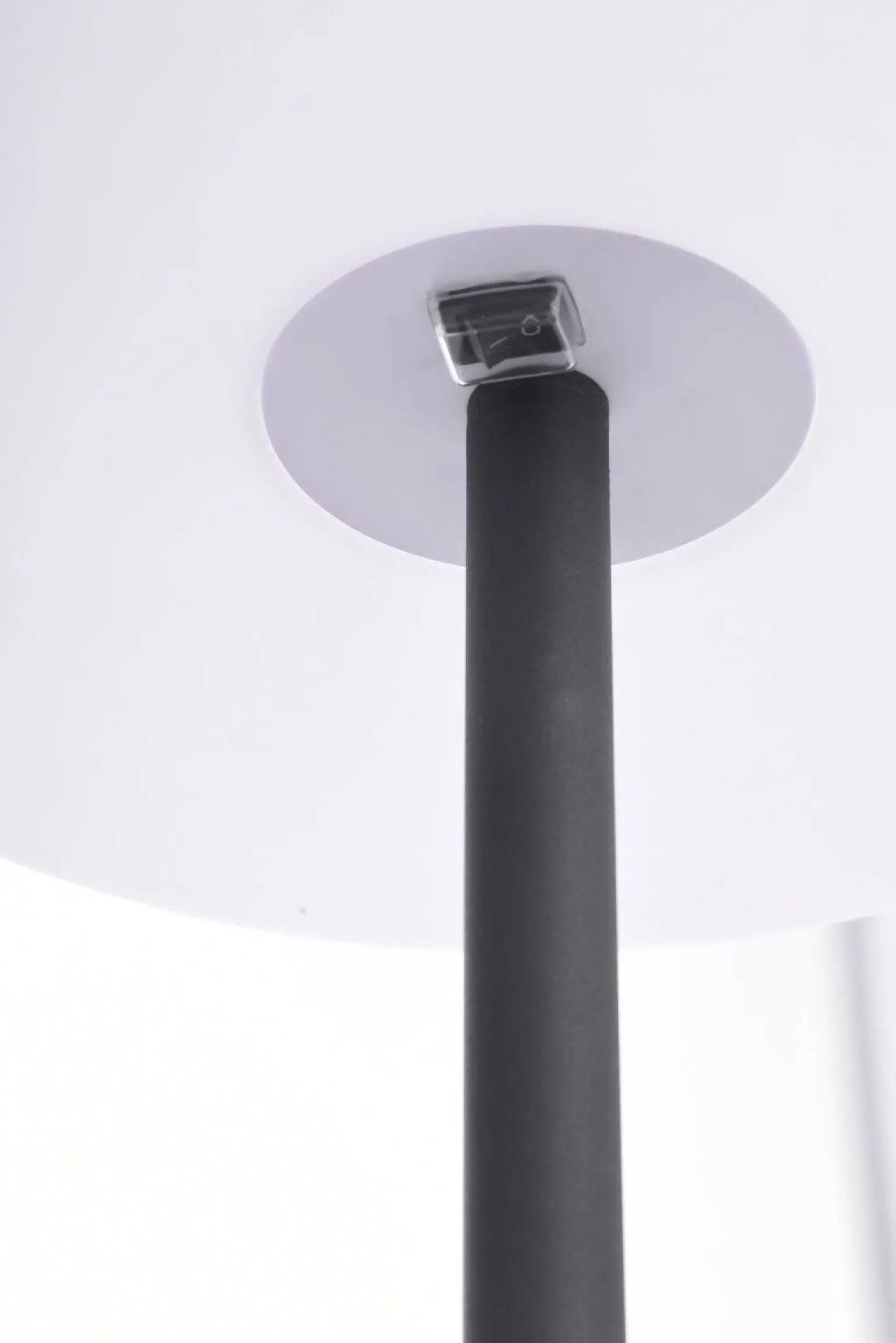 Lampa podłogowa HAVANA FLOOR BK (AZ4662) - Azzardo