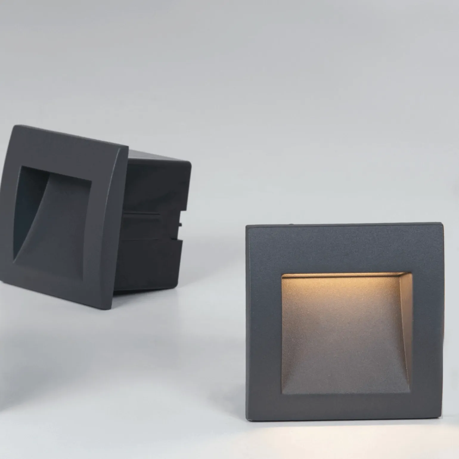 Lampa schodowa LED 1W grafitowa na zewnątrz (E246-G) - Zambelis