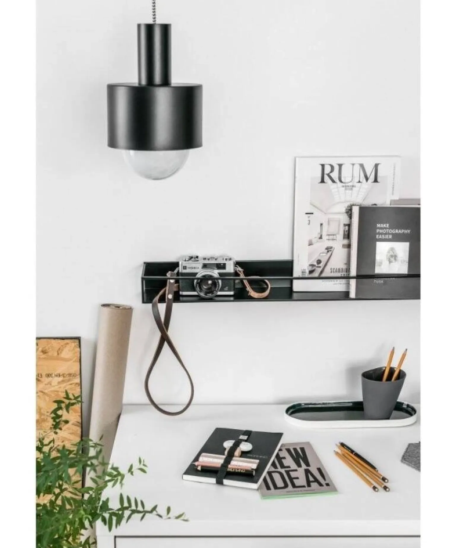 Lampa wisząca Enkel 1 z oplotem poliestrowym czarnym (EN1122P0) - Ummo