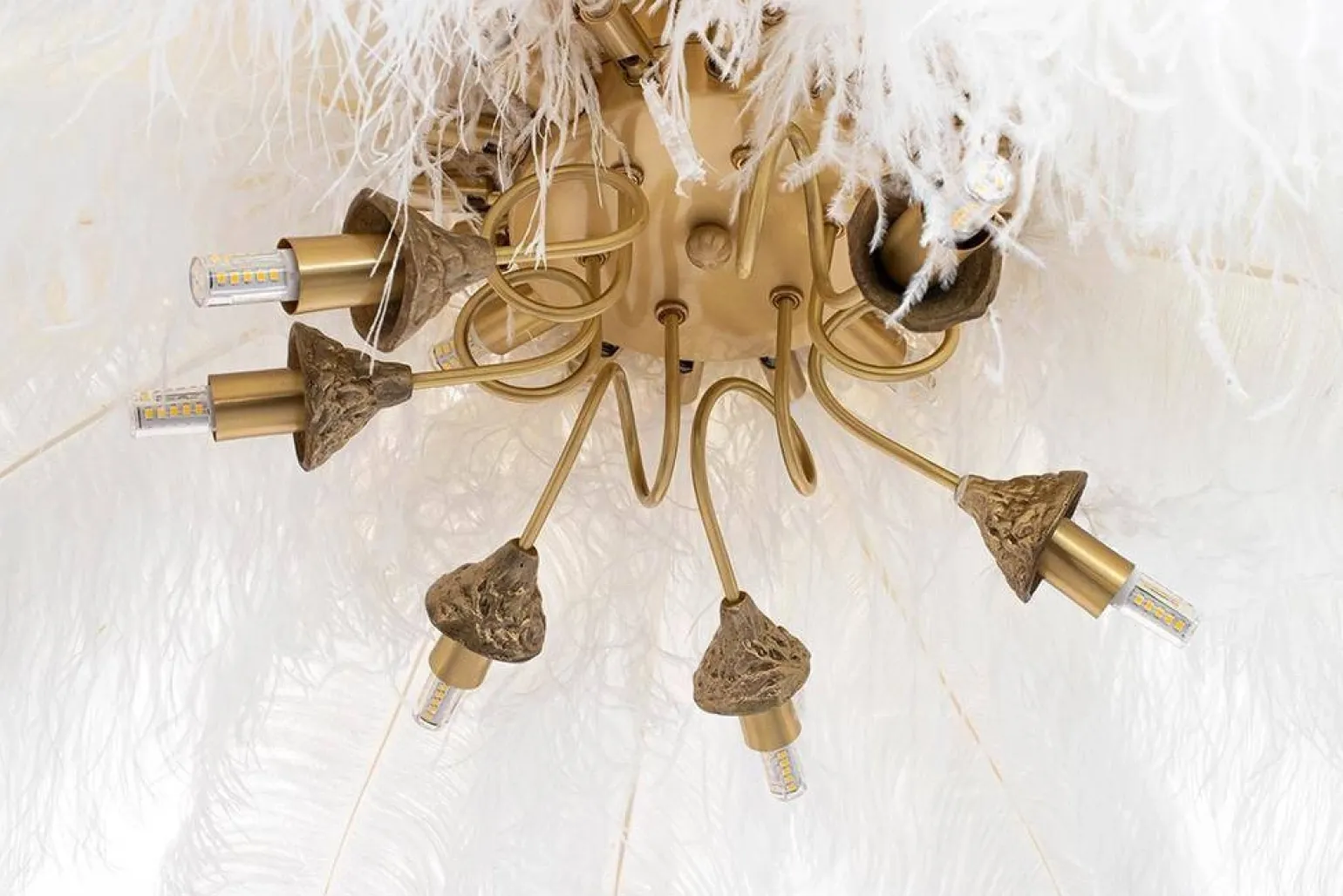 Lampa wisząca TIFFANY 135 biała mosiądz / naturalne pióra (JD0019.WHITE) - King Home