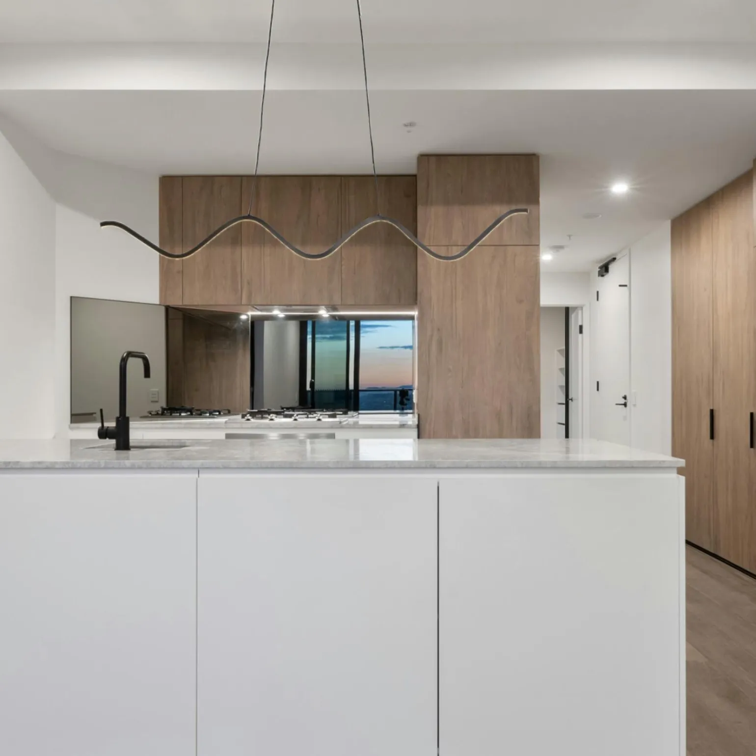 Lampa wisząca ZIGZAG LED biała 90 cm (ST-MD240602 WHITE) - Step into Design