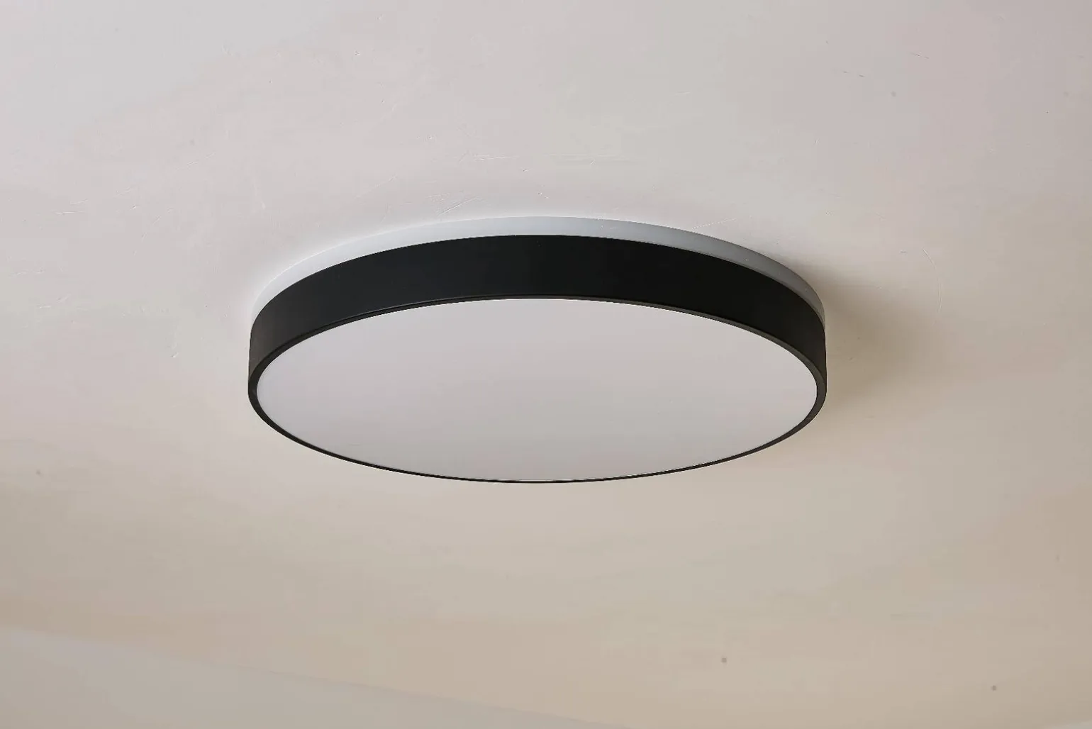 Plafon LED okrągły czarny Abigali 600*65mm 60W 3000K MD1012-60-HW (MD1012-60-HW) - Abigali