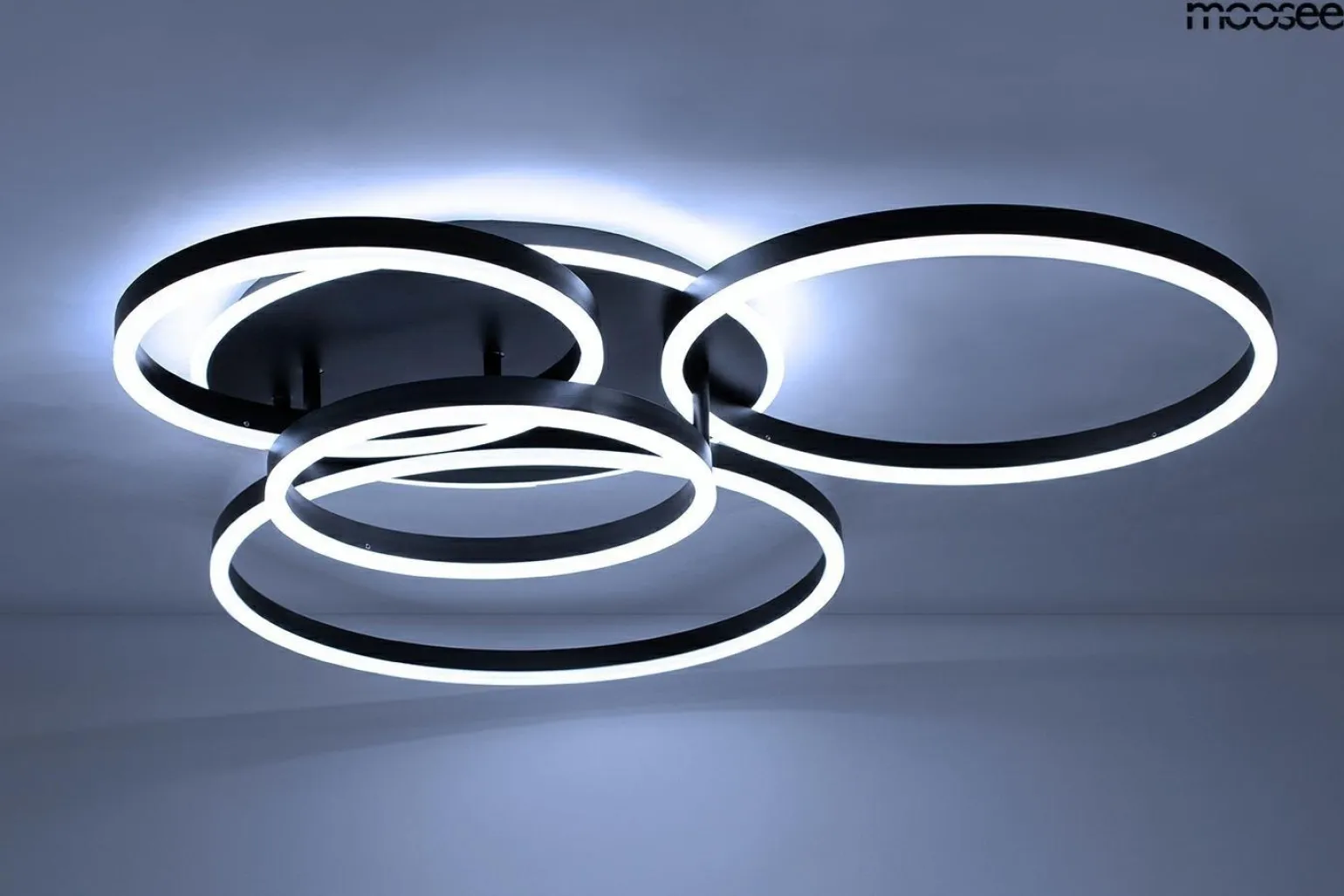 Plafon z pilotem i timerem RINGS 5 czarna (MSE1501100505) - Moosee