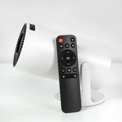 Projektor z systemem operacyjnym Android i z pilotem P720 (LV1564) - LVN SYSTEM