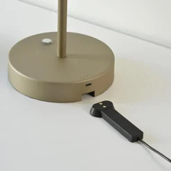 Przenośna, ładowana lampa na stół PURE FALLING RINGS BRĄZOWA/CHROM (4503-97) - Paul Neuhaus