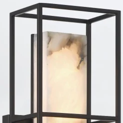 Średni kinkiet Blakley z alabastrowym kloszem Matowa czerń (QN-BLAKLEY-M-BK) - Quintiesse