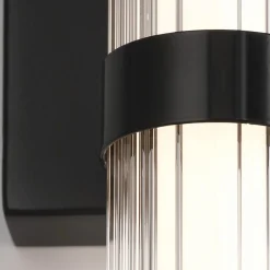 Średni kinkiet LED Fayton - Matowa czerń (QN-FAYTON-M-BK) - Quintiesse