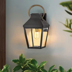 Średnia latarnia naścienna Dawson - 1 źródło światła - Czarny, patynowany (HK-DAWSON-M) - Elstead Lighting