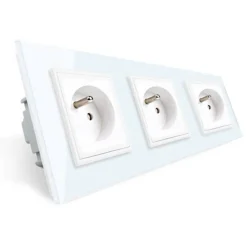Trzy gniazda elektryczne koloru białego z bolcem 16A - 230V (VL-W03FR-61) LIVOLO
