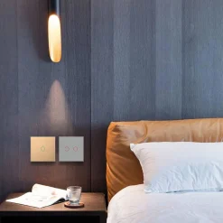 Włącznik dotykowy podwójny z białym panelem szklanym (VL-C702-61) LIVOLO