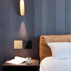 Włącznik pojedynczy dotykowy, bistabilny (impulsowy, dzwonkowy) z zielonym panelem szklanym FIBARO (VL-C701IH-68) LIVOLO