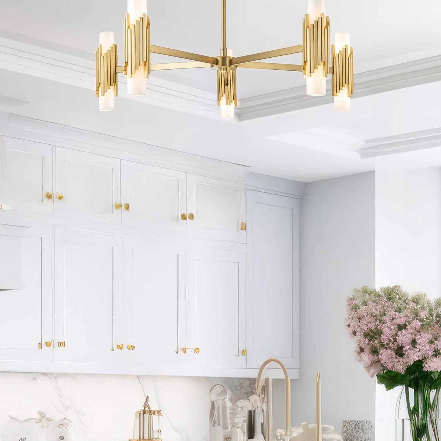 Żyrandol Marvele - 10 źródeł światła - Postarzany mosiądz (MARVELE10-AB-OPAL) - Elstead Lighting