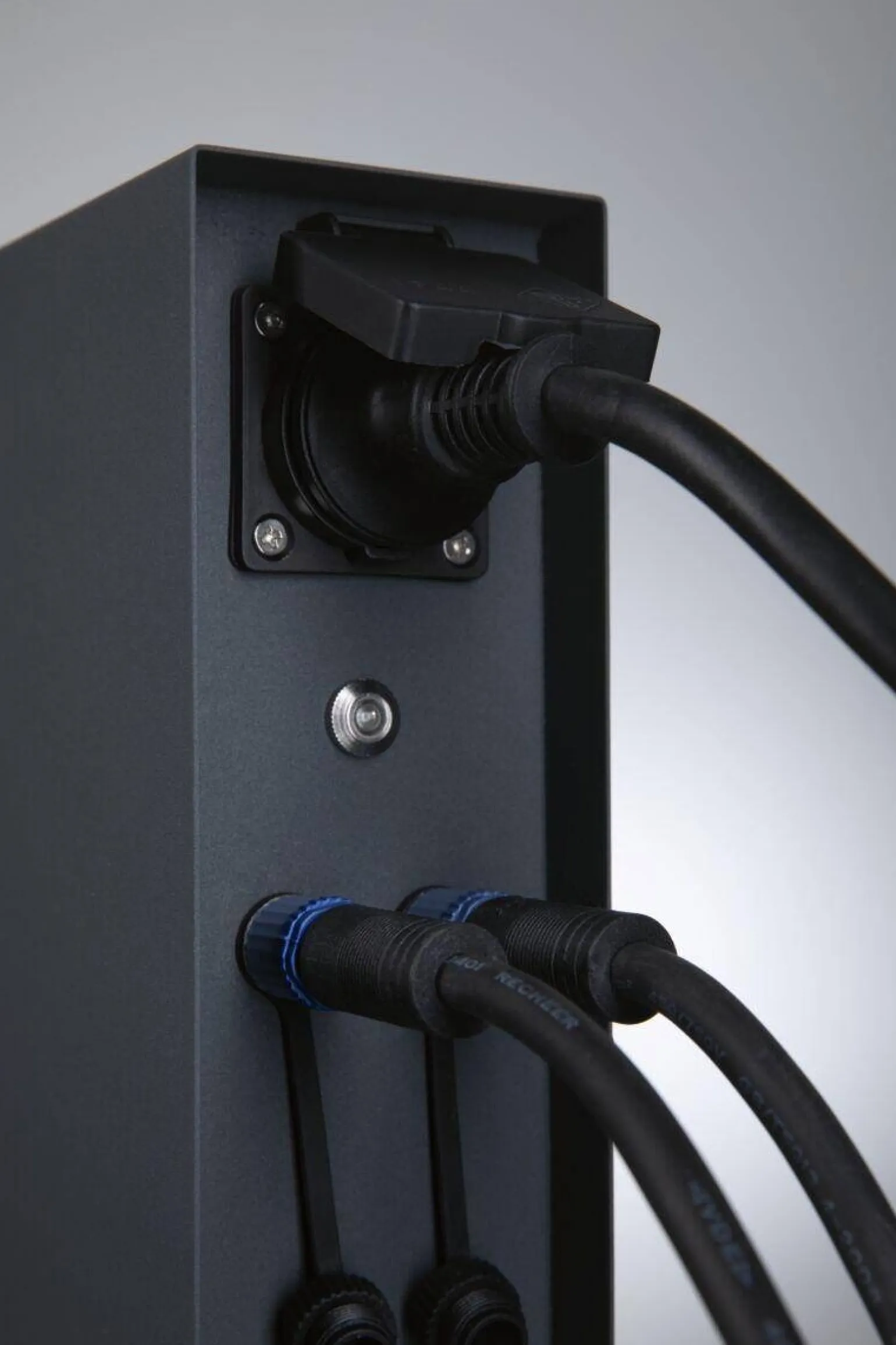 Zewnętrzna kolumna zasilająca RIO 2GN. 24V Plug & Shine + 2GN. 230V IP44 + czujnik zmierzchu stal szlachetna / antracyt (PL94701) - PAULMANN