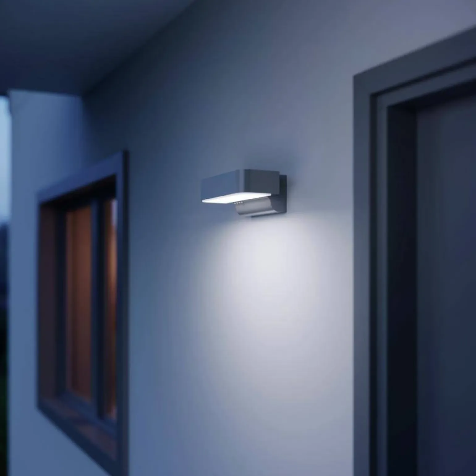 Zewnętrzna oprawa na ścianę z czujnikiem ruchu i zmierzchu LED L 800 S SI (ST087555) - STEINEL